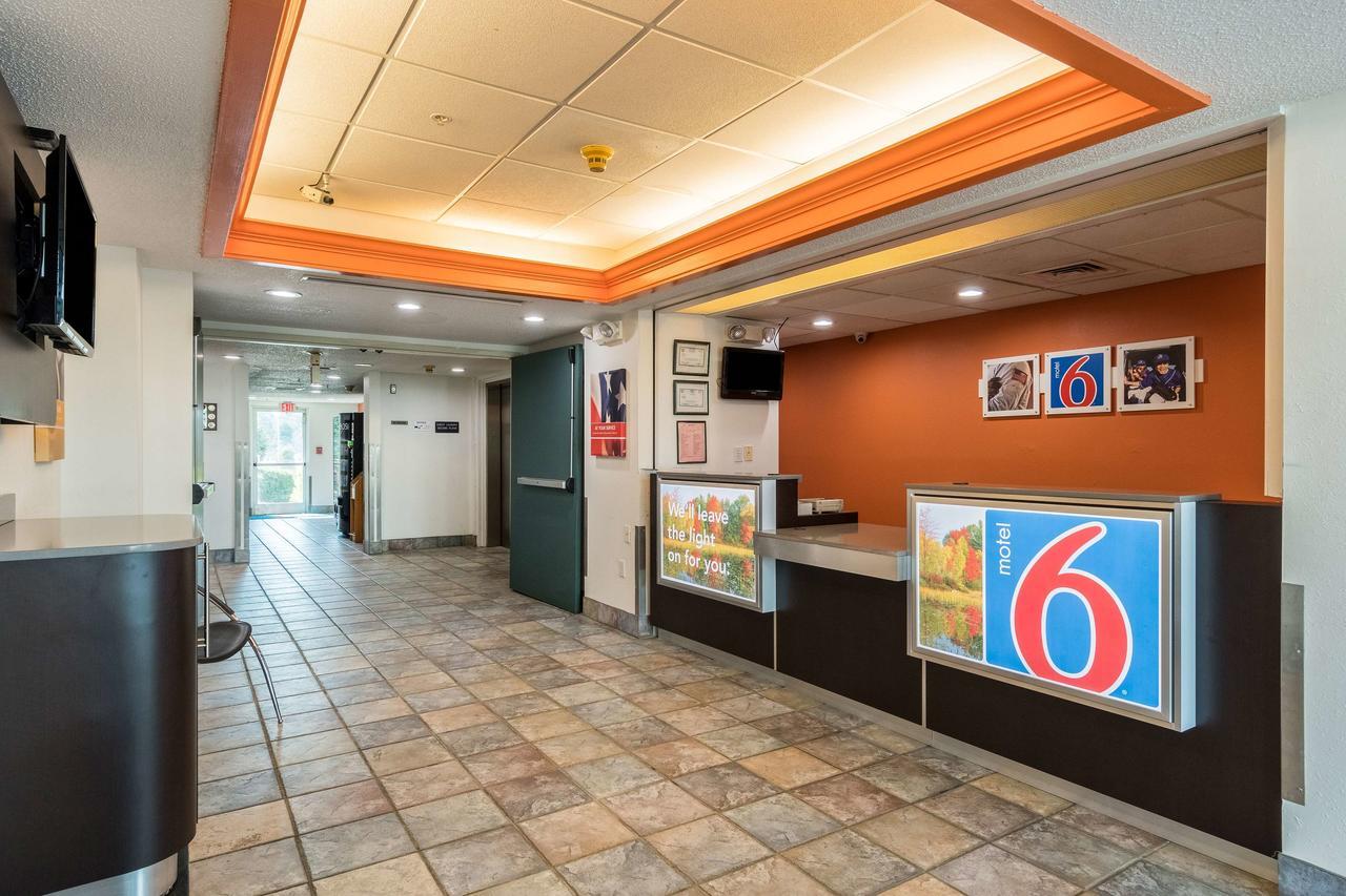 Motel 6-Newport, Tn Exteriör bild